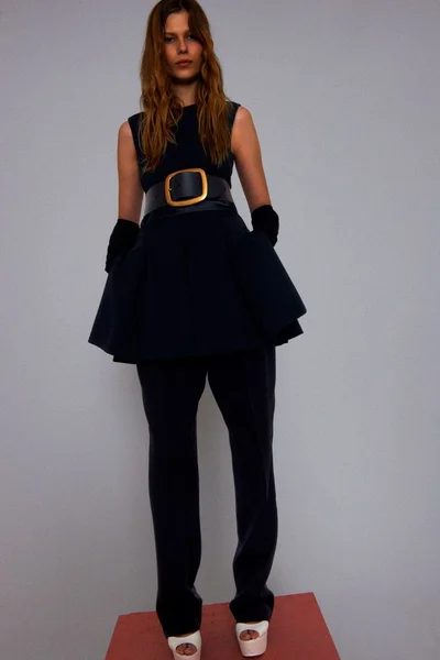Look 27